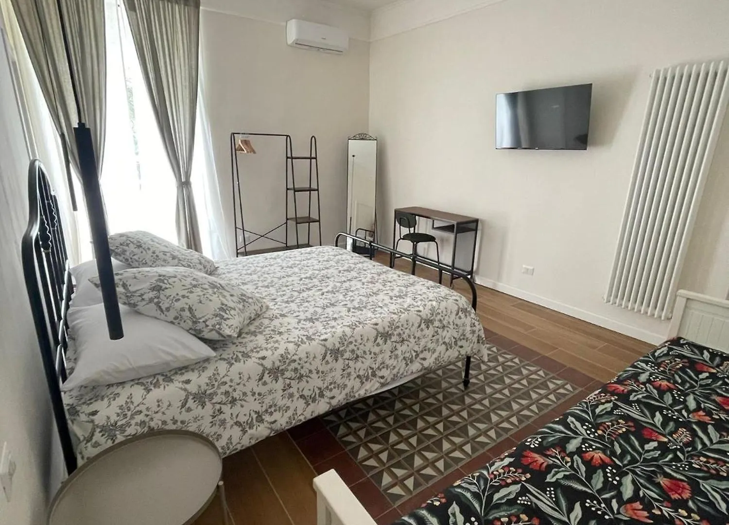 Casa Duchesca Bed & Breakfast Naples